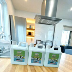 Carpet shampoo, Deep-cleans & restores carpets.